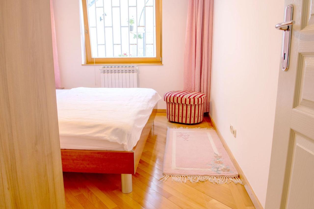 דירות סראייבו Beautiful Duplex In Heart Of Old Town - Free Parking מראה חיצוני תמונה