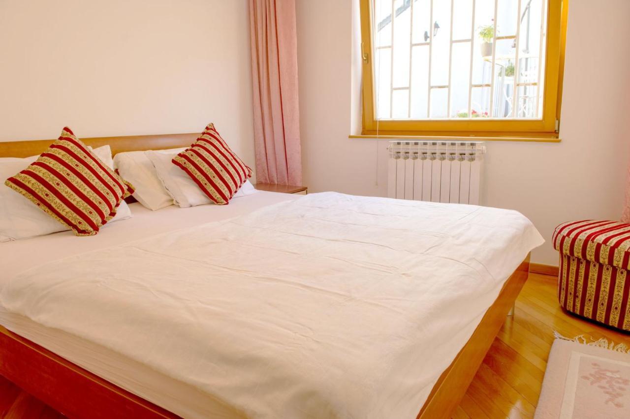 דירות סראייבו Beautiful Duplex In Heart Of Old Town - Free Parking מראה חיצוני תמונה