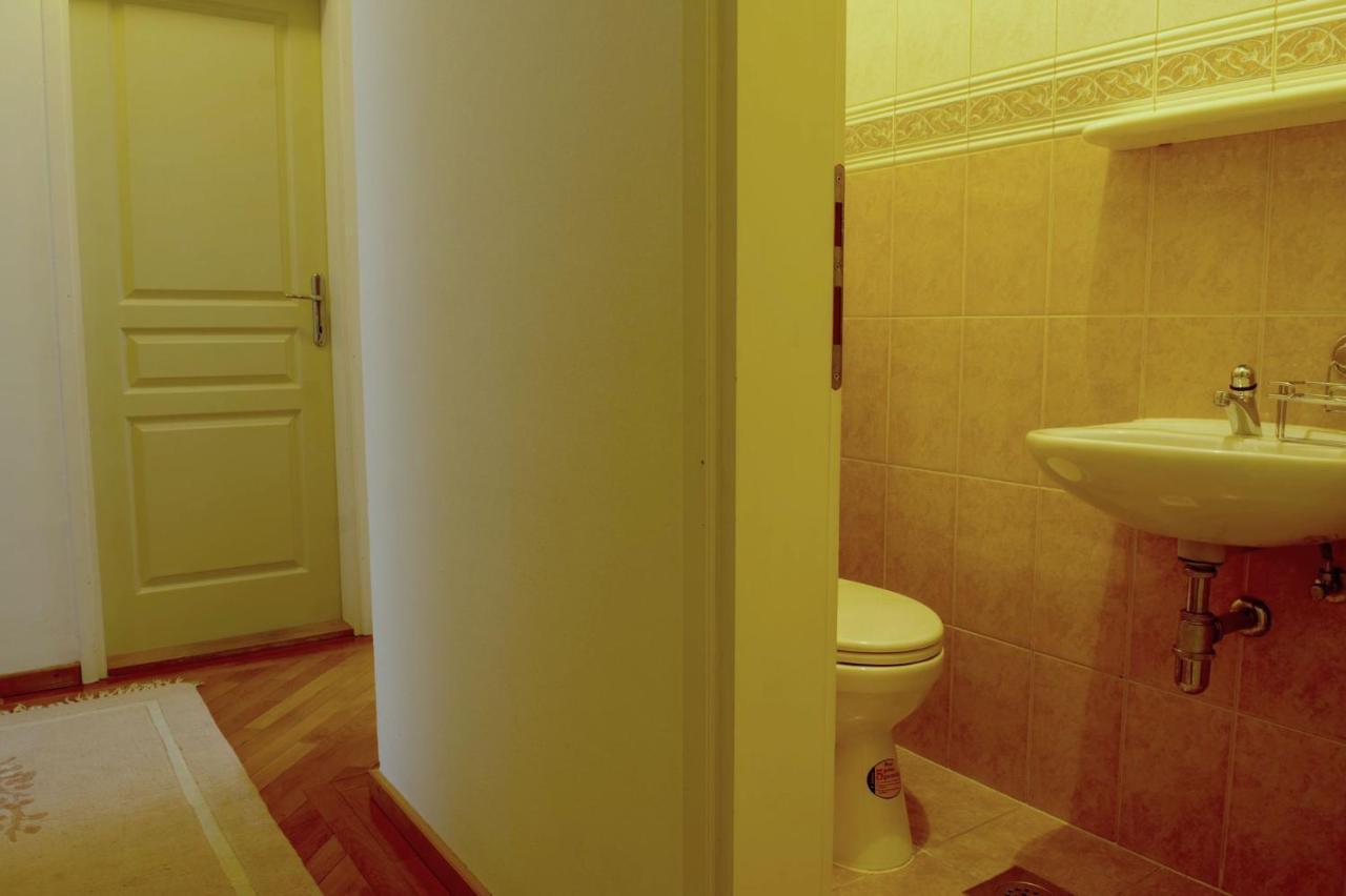 דירות סראייבו Beautiful Duplex In Heart Of Old Town - Free Parking מראה חיצוני תמונה