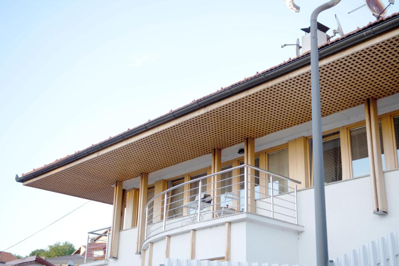 דירות סראייבו Beautiful Duplex In Heart Of Old Town - Free Parking מראה חיצוני תמונה